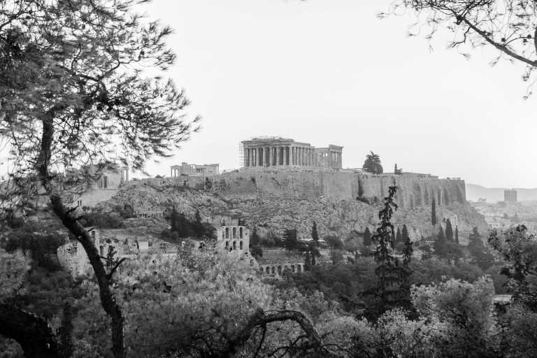 Greece - Explore Athens with a local (Single room) - taste traditional Greek food, discover Greek history & more - JoinMyTrip
