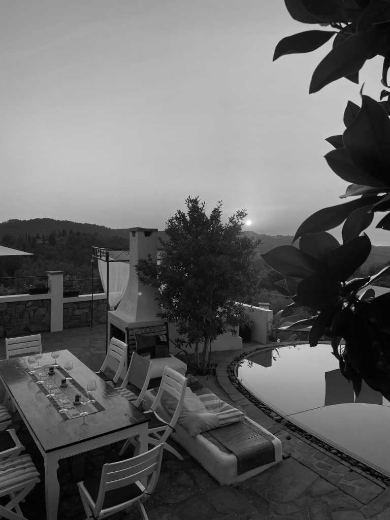 Albania - Kërtushaj - Workation in 🇦🇱 Albania III EDITION 💻Co-Work 🏡 Co-Live from a Wonderful Villa with pool and Uncover this Balkan Gem through Gastronomic and Local experiences! - 1
