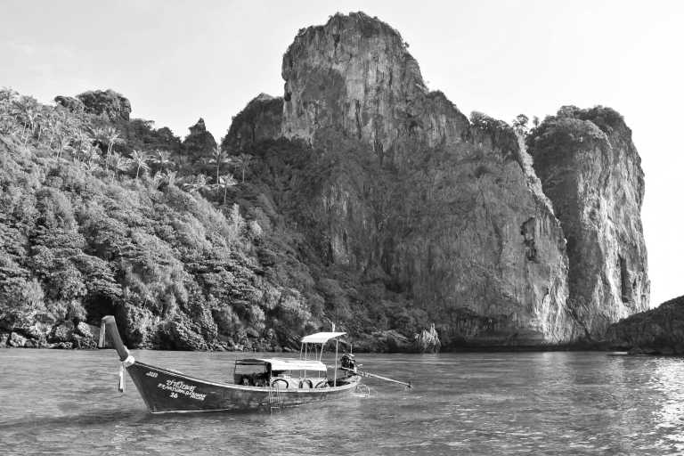 Thailand - Phuket - Let's Discover Thailand ☀️🇹🇭 Sample all the street food in Bangkok, Explore Phuket🏝️  & snorkel in Phi Phi island 🐚 - 1