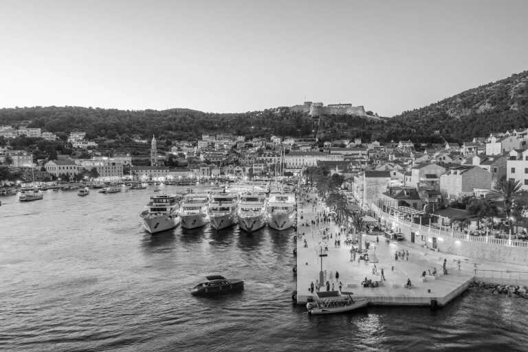 Kroatien - Hvar - Chillout & Abenteuer Segelreise kroatische Küste: Hvar, Vis, Korcula,.. - 1