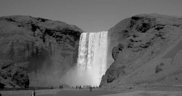Iceland - Skógafoss - ICELAND: The Ultimate ROAD TRIP Hunting the AURORA❄️💚 - 1