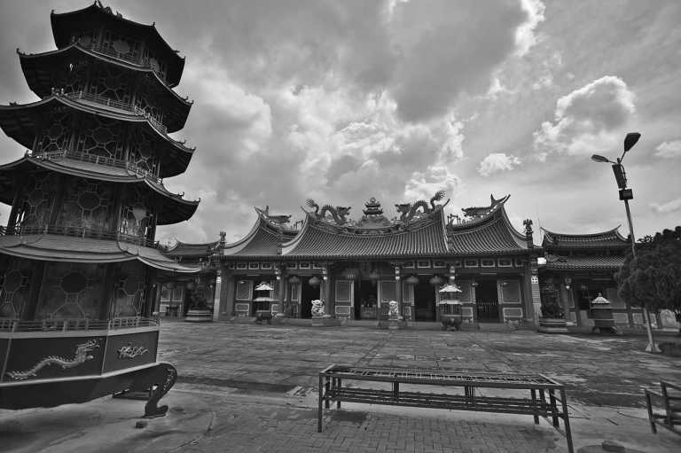 Indonesia - Medan - Discover the Wonders of Sumatra: Witness Orangutans, Explore Pristine Beaches, and Conquer Volcanic Hikes! - 2