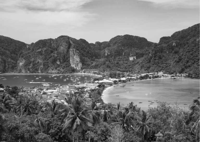 Phi Phi Island and Krabi Tour in Thailand: Island Exploration