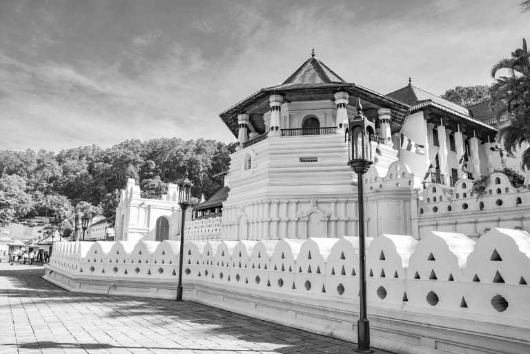 Sri Lanka - Kandy - Sri Lankan Splendor: Discover Sri Lanka's Rich Heritage and Natural Beauty on Our 6-Day Journey! - 1