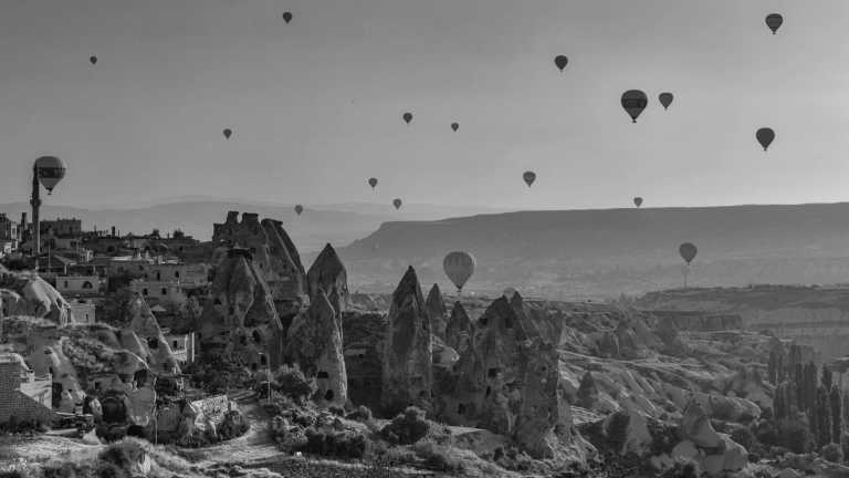 Turkey - Explore the mesmerizing Cappadocia! Trekking, amazing stone landscapes, turkish food and more! - JoinMyTrip