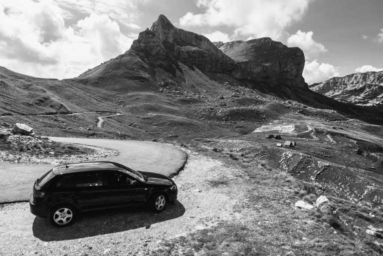 Montenegro - Žabljak - Wild Montenegro Backpacking: Glacial Lakes, Mountains and Canyons 🏔️🎒