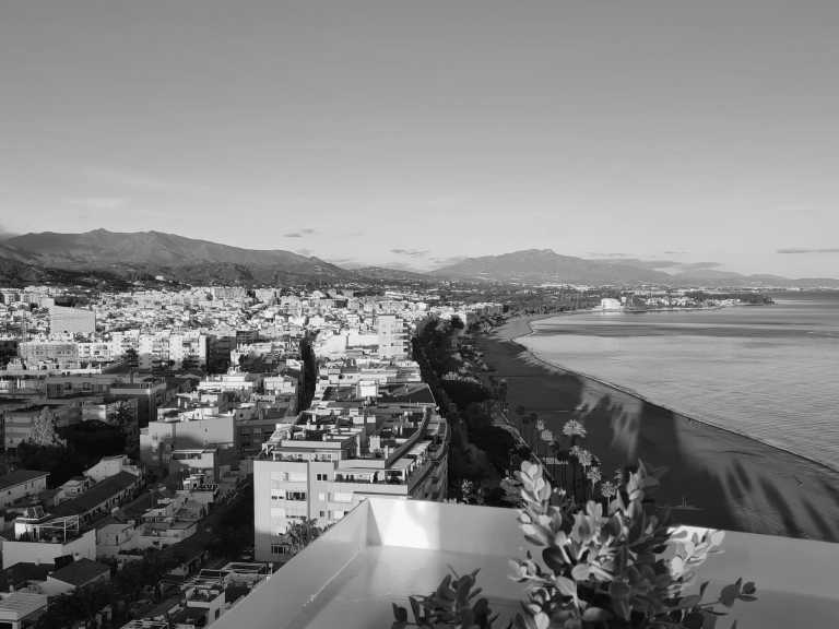Spain - Estepona - Sonnige Auszeit: Yoga, Shopping, Fashion Refresh - 2