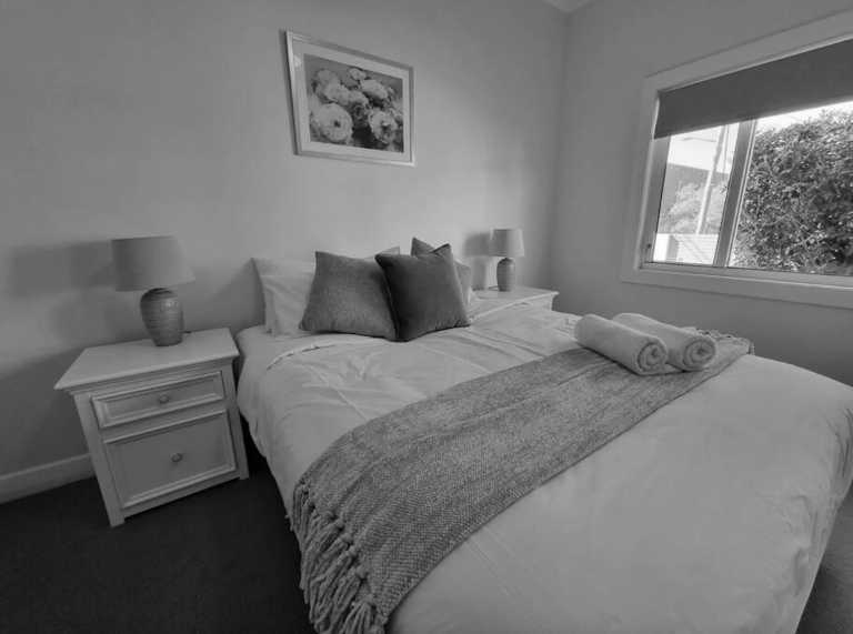 Australia - Tooke Street - 🐋 Winter Waves & Creative Days: A Co-Working Escape to Newcastle, Australia 🇦🇺 (PRIVATE ROOM) - 1