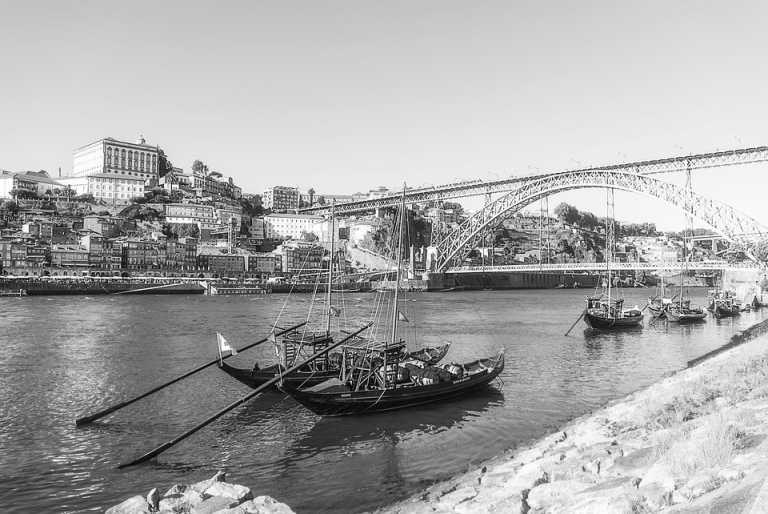 Portugal - Porto - 5-day City Trip to Porto: Charming Culture, Colorful Architecture, Authentic Food, and Amazing Wine 🇵🇹🍷 - 2
