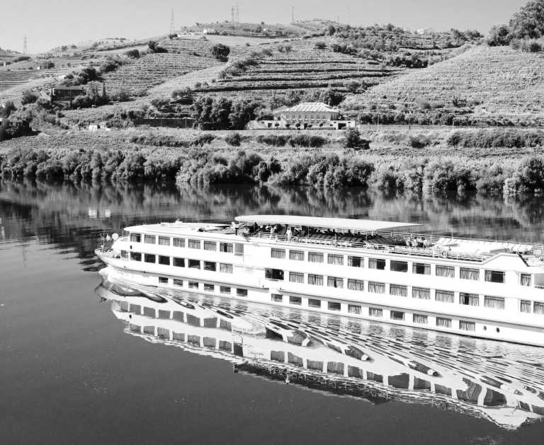 Portugal - Wine Tasting in Porto (ALL INCLUSIVE!) - Cruise Tour - JoinMyTrip