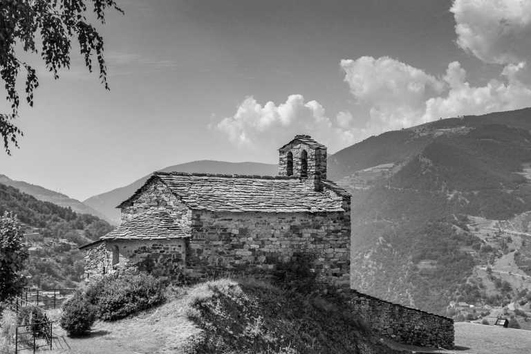 Spain - Bages - Countryside Escape near Barcelona 🏞️ | Embrace Rural Bliss While Working Remotely 🌄 Workation - 1