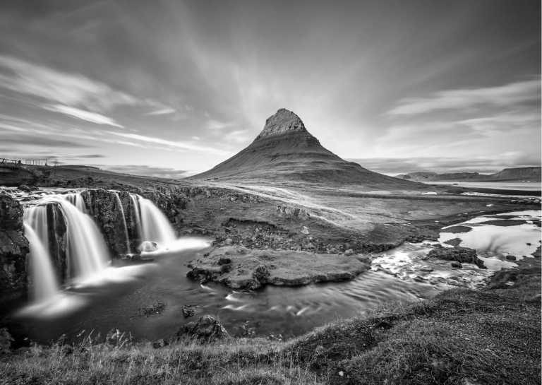 Iceland - Winter Adventure in Iceland: Volcanos, Waterfalls, Natural Thermal Pools and Breathtaking Landscapes - JoinMyTrip