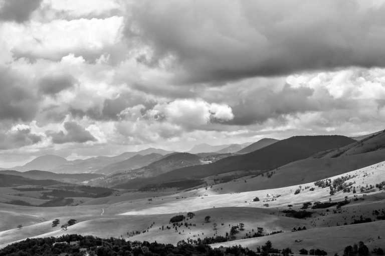 Europe - Tara national park - Offroad durch Serbien und Bulgarien - Wildcamping Abenteuer