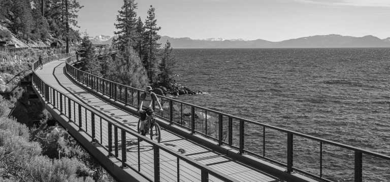 Vereinigte Staaten - Lake Tahoe - Lake Tahoe - Beach, ATV, Hiking, Biking, Boating, & More! - 1