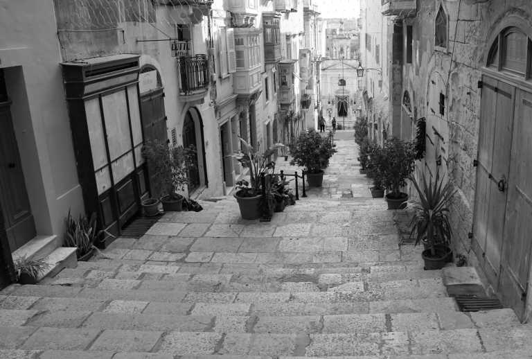 Malta - Valletta - Guided Group Adventure in Malta: Week Filled with Sun, Sea, Cultural Exploration and Relaxation 🌞 - 3