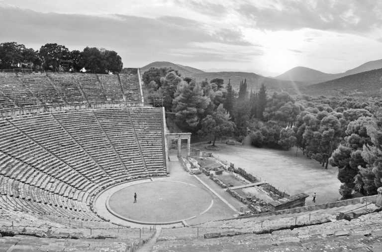 Greece - Five days private tour  from Athens to Argolis, Olympia, Delphi, Meteora - JoinMyTrip