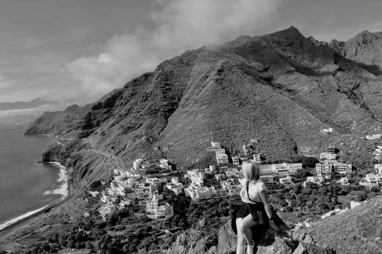 Spain - Enjoy the nature of Tenerife 🌴 Hike to beautiful viewpoints, jump into natural volcanic pools and explore its Nationalparks! - JoinMyTrip