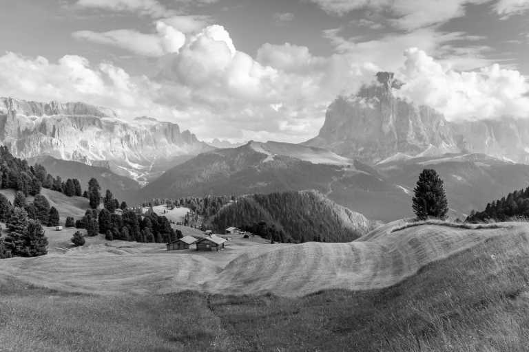 Italy - Skiing and Snowshoeing in Italy! What more could you want in beautiful Abetone, Tuscany!? - JoinMyTrip