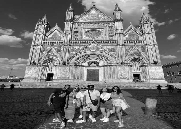 Italien - 2 SPOTS LEFT!!! Gastro Tuscany & Umbria IV EDITION💚Full Italian Experience WITH A LOCAL exploring hidden gems🙋‍♀️*Far from turist traps! Amazing gastronomy, medieval festival, nature and unforgettable experiences with locals and inetrational people😍 - JoinMyTrip