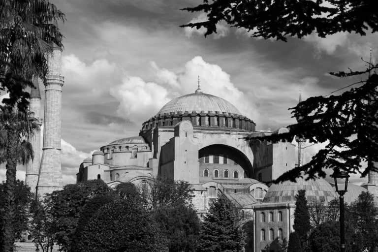 Turkey - Sultanahmet Square - A wonderful Bosphorus Tour 🇹🇷 Cultural Trip in Istanbul, the land of fairy tales - with a local ! - 1
