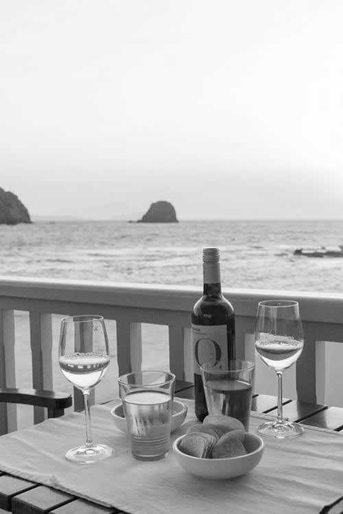 Greece - Adamantas - CoWorking & CoLiving ☀️🌊👩🏼‍💻 on the beautiful greek island of Milos - 2