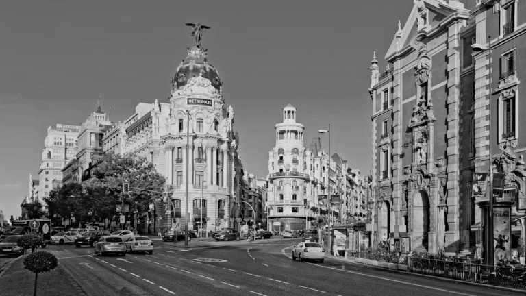 Spanien - Travel like a local through Madrid - JoinMyTrip