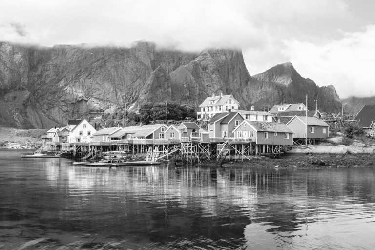 Norwegen - Sail and Explore the Lofoten Islands, Norway! - JoinMyTrip
