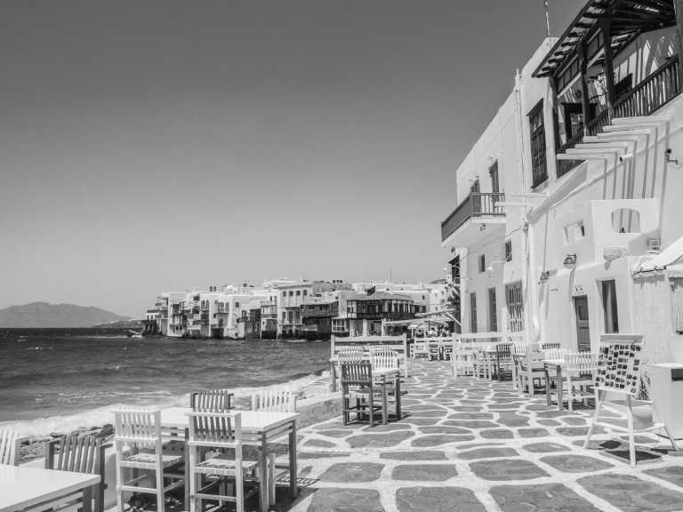 Greece - Mykonos 4 days incl. Hotel, Party, Transfer - The party island of Greece! - JoinMyTrip