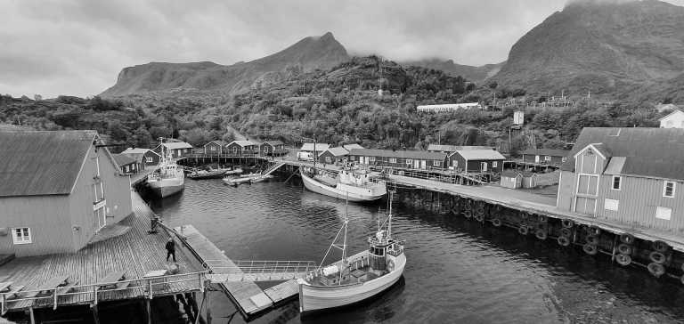 Norway - Reine - Summer Road Trip Lofoten: Scenic Drives and Hikes 🚗🏞️ - 2
