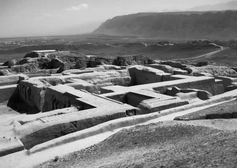 Turkmenistan - Ashgabat - 🇹🇲🏹 Ancient Turkmenistan & the Silk Road: Burning craters to marble architecture 🕌 - 4