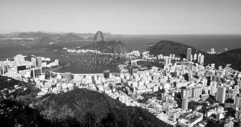 Brazil - Rio de Janeiro - New Year's Eve in Brazil 🇧🇷: Rio de Janeiro. Beaches 🏖️, Mountains ⛰️, Culture 🙌🏻, Caipirinha 🍹, Parties, Fireworks! 💃🏼 - 2