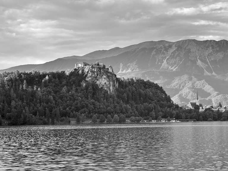 Slovenia - Bled - Best of Slovenia with my 2 huskies ⛰️🐾 | Bled, Logar Valley & Seven Lakes Valley - 2