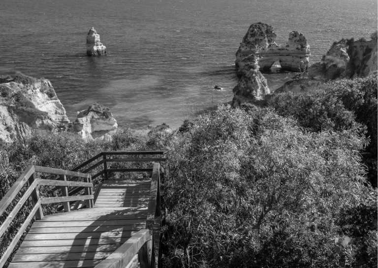 Portugal - Hiking, Women, Portugal, Greater Life - JoinMyTrip