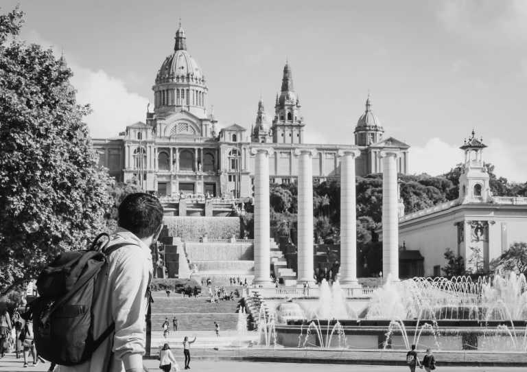 Spanien - Padel and Wanderlust in Barcelona, Spain - JoinMyTrip