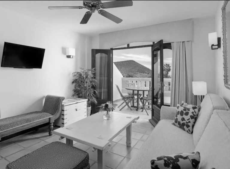 Spain - Playa de las Américas - Tenerife Coworking 🏝 Spa Resort - Amazing Sea & Mountain Views, Heated Pool, Jacuzzi, Mini Golf and Many More! - 1