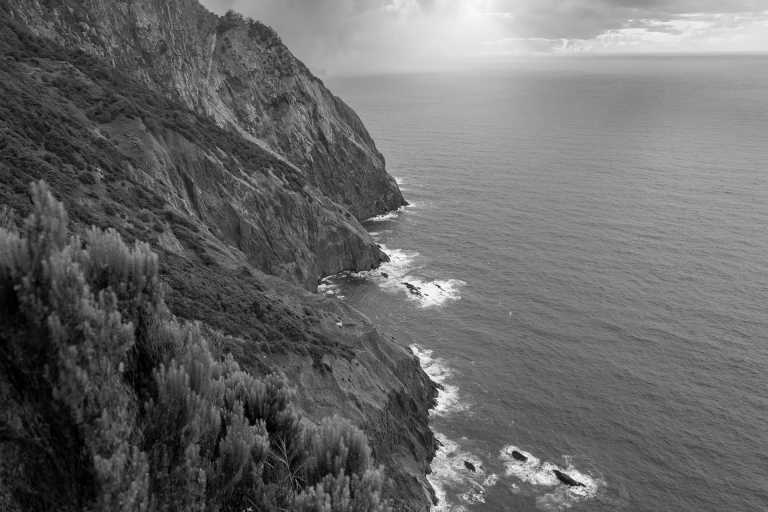 Portugal - Cape Girão - Explore Madeira -  Hikes, Surf & a lot More!