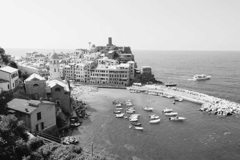 Italy - Exploring Italy in Le Cinque Terre (5 terre), Portovenere, and La Spezia with a Local! - JoinMyTrip