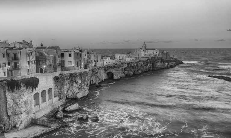 Italy - Puglia is Calling 🌞: Coliving Experience in the Magical Gargano (Shared Room Living Area Kazim) - JoinMyTrip