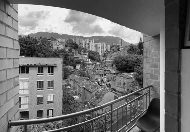 Colombia - Living Like a local in Medellin 1 month ✨ (Pet-friendly) Comuna 13, Picnics, Hiking, Guatapé, Provenza 🌍 | COWORKING TRIP 👩‍💻| - JoinMyTrip