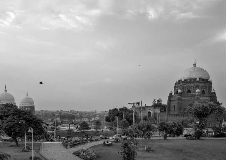 Pakistan - Tomb of Hazrat Shah Rukn-e-Alam - Rich Ancient Heritage and Historic Landmark Trip in Pakistan