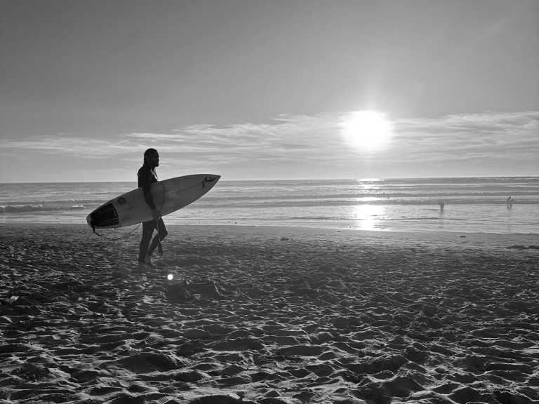 Marokko - Co-Working & Surf in Morocco 🏄🏻‍♂️ Enjoy the vibrant city of Essaouira, live in a traditional Moroccan Riad and learn Surf with the best local surf instructor - JoinMyTrip