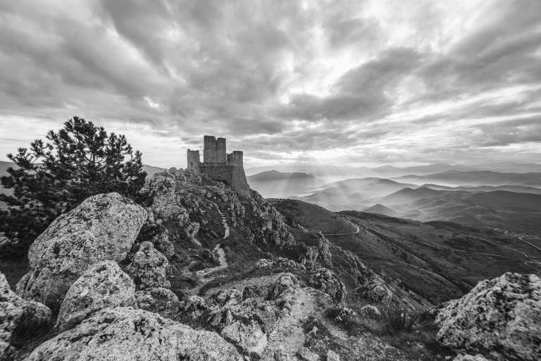 Italy - Campo Imperatore - 📷🇮🇹 Photo Trip in Abruzzo, the Small Middle-Earth! Stunning Views, Traditional Food and Laid-Back Lifestyle - 2