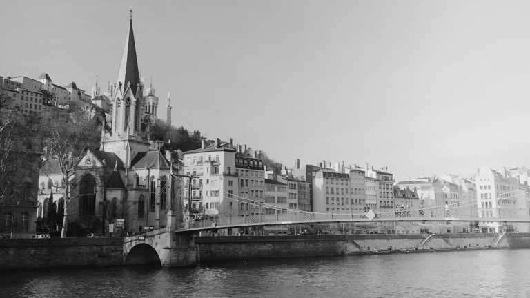 Europa - Lyon - Inklusive Fahrt & Hotel ab Hamburg über Marseille nach San Sebastian und zurück
