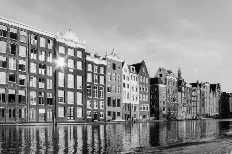 Niederlande - GIRLS GETAWAY in AMSTERDAM🌷 - Canals, Windmills and Coffee Shops - JoinMyTrip