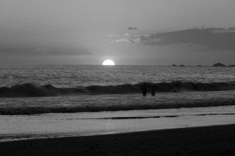 Costa Rica - Welcome sunset lovers to your dream trip by the Pacific Coast of Costa Rica - JoinMyTrip