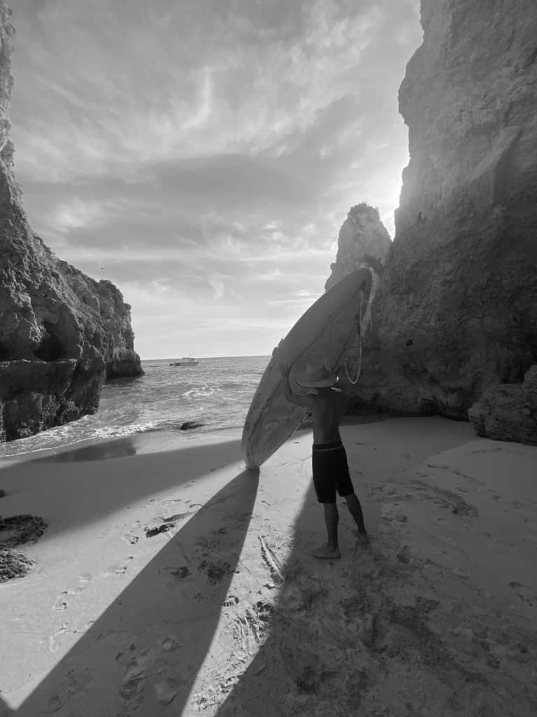 Portugal - Surf I Kayak I Beach  🌴 Enjoy Lagos, the heart of the Algarve, for 7 days ☀️ - JoinMyTrip