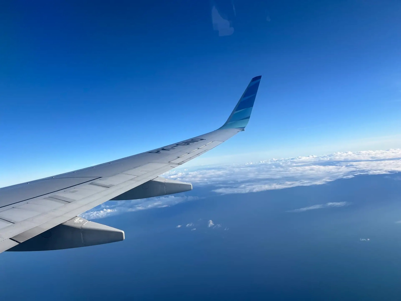 가루다 항공 타고 발리 공항 착륙 하기 1