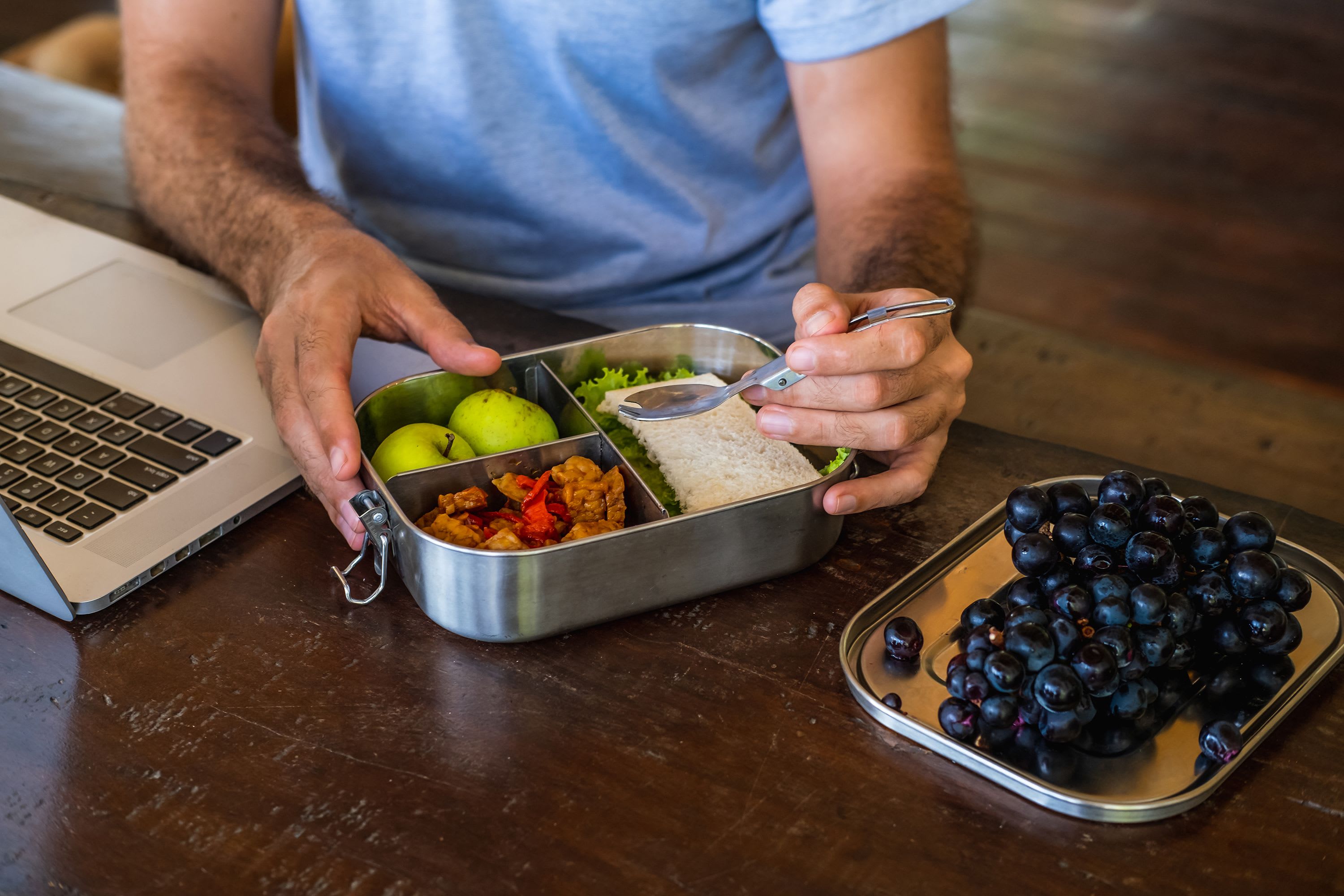 Crunchy Foods Feel More Filling