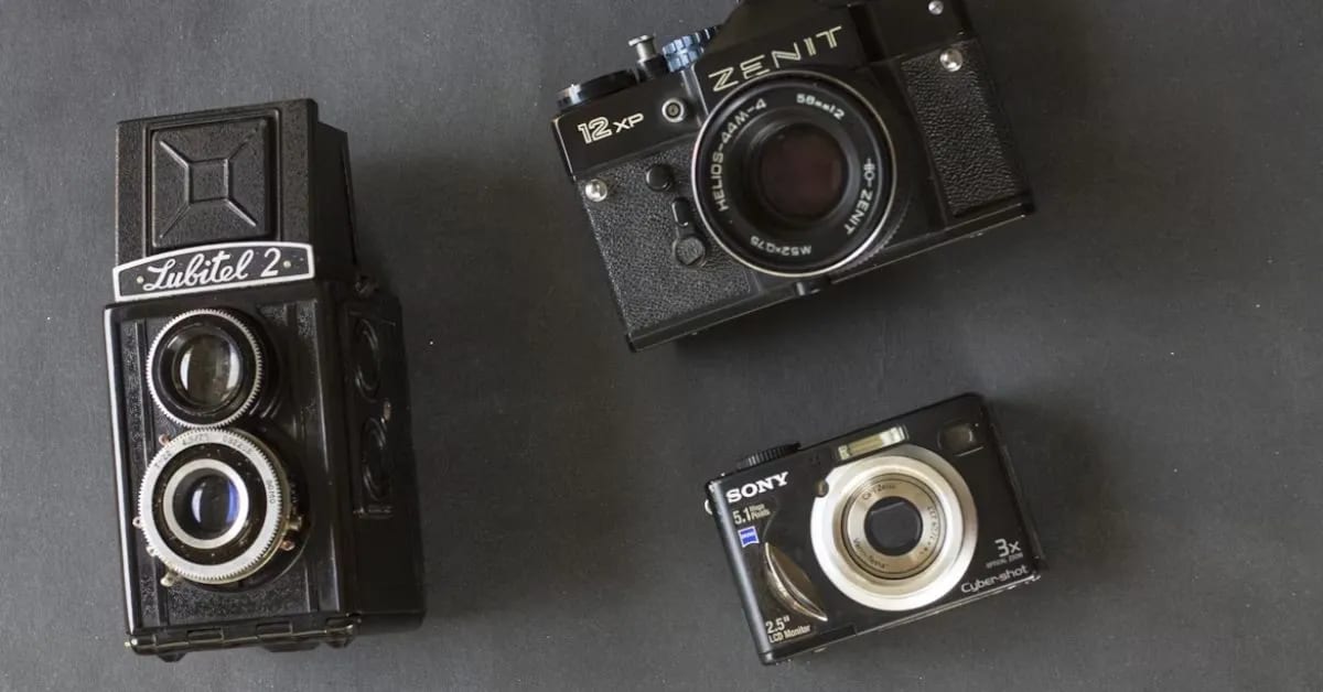 Retro and Hybrid Cameras Combining Classic Design and Technology