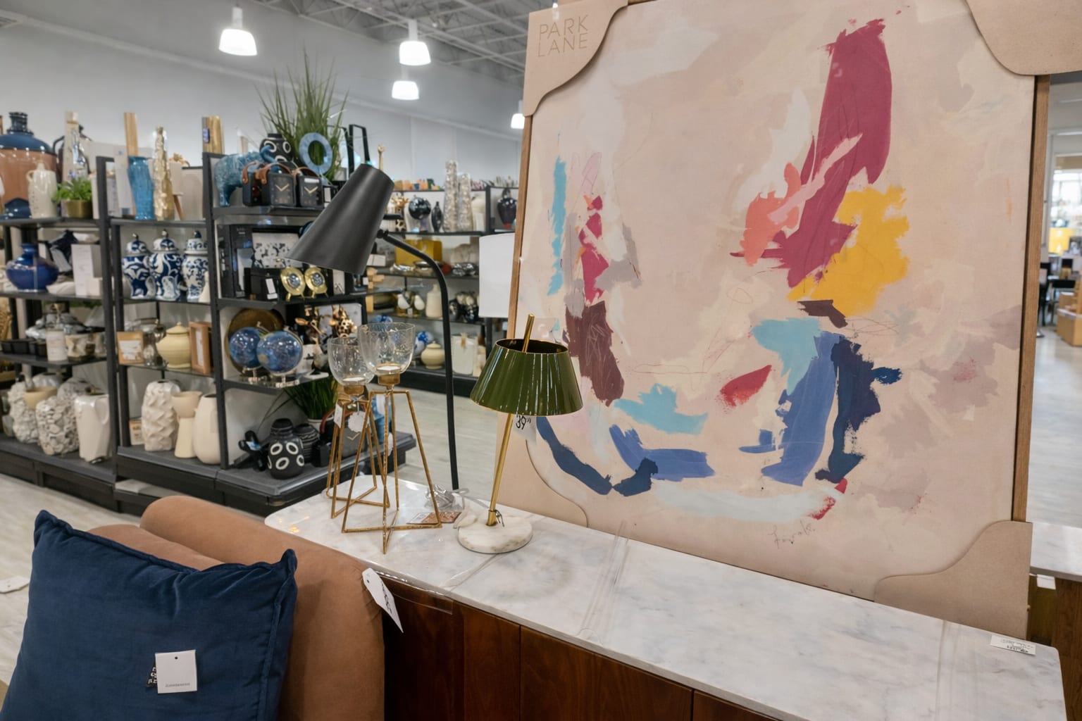 Too Much Décor Makes Homes Look Cheap